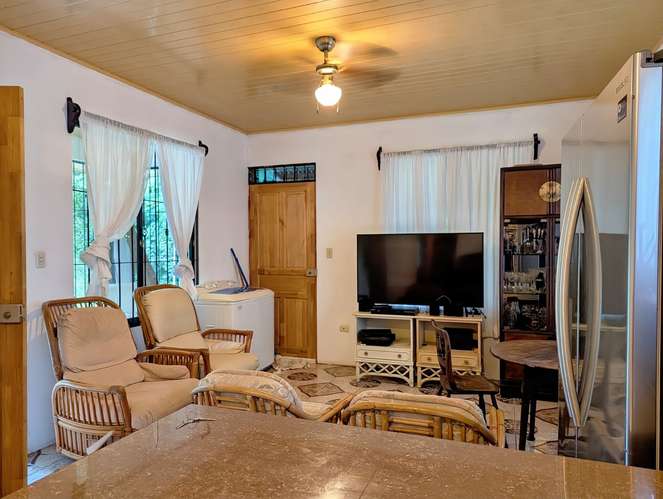 Casa Amueblada en Belén de Nicoya | Zona Tranquila cerca de Playa Sámara - Imagen 8