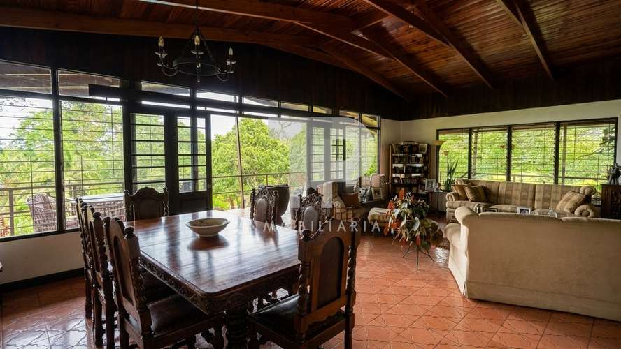 Finca en Ciudad Colón-Uso de Suelo Comercial. JRC300 - Imagen 17