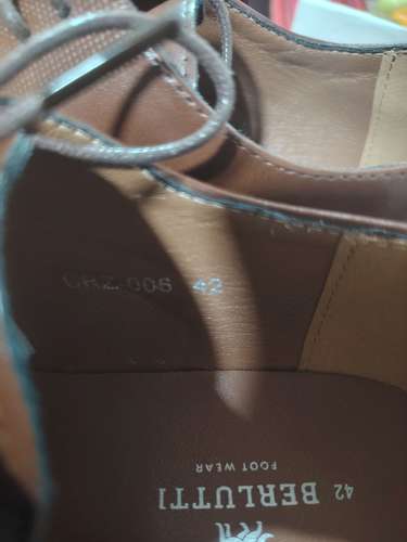 Zapatos cafes - Imagen 4