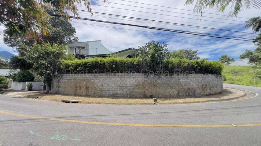Venta de Lote Esquinero + Casa de una Planta en San Rafael de Escazú-Vista Alegre. 27-849 - Imagen 20