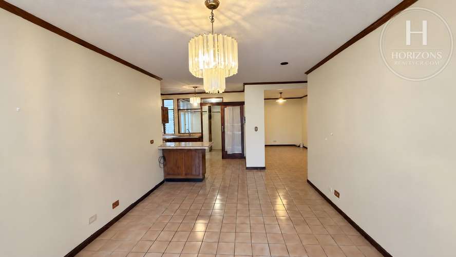 Se Alquila Apartamento en Primer Nivel Barrio Dent 2 Habitaciones mas Oficina Pet Friendly NJA1477JB