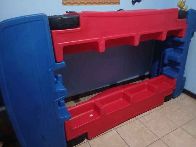 Cama step2  desarmable en muy buenas condiciones 