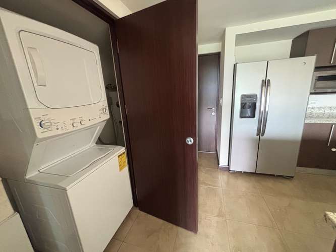 Apartamento en Torre robledal, Uruca. Con línea blanca.  - Imagen 4