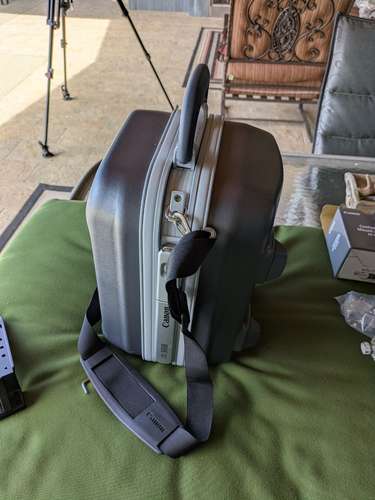 Canon EF 300mm f2.8 II L USM lens / 2x and 1.4x extenders / hard case - Imagen 9