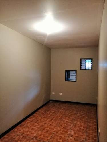 Venta de Casa en Primer Nivel + 2 Apartamentos en Segundo Nivel en Curriabat  - Imagen 8