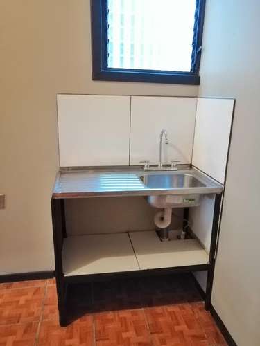 Venta de Casa en Primer Nivel + 2 Apartamentos en Segundo Nivel en Curriabat  - Imagen 12
