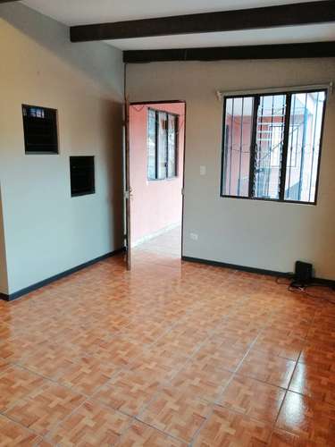 Venta de Casa en Primer Nivel + 2 Apartamentos en Segundo Nivel en Curriabat  - Imagen 10