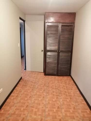 Venta de Casa en Primer Nivel + 2 Apartamentos en Segundo Nivel en Curriabat  - Imagen 7