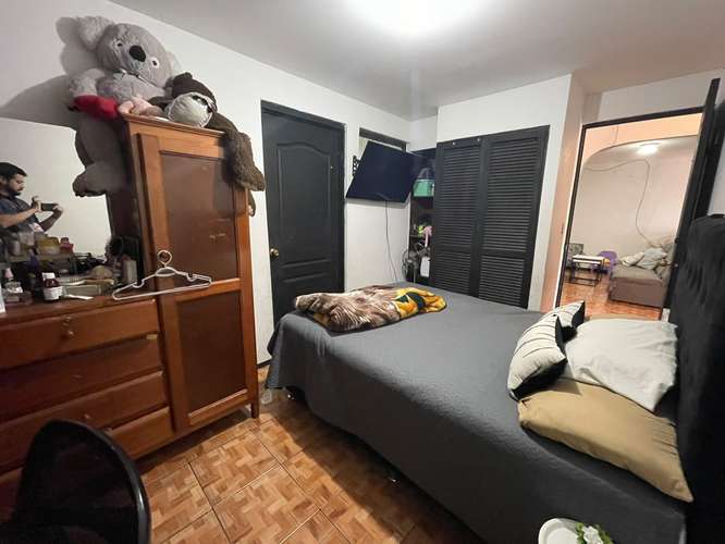 Venta de Casa en Primer Nivel + 2 Apartamentos en Segundo Nivel en Curriabat  - Imagen 4