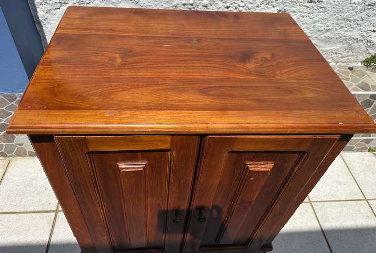 Mueble Auxiliar en CENÍZARO PESADO 
