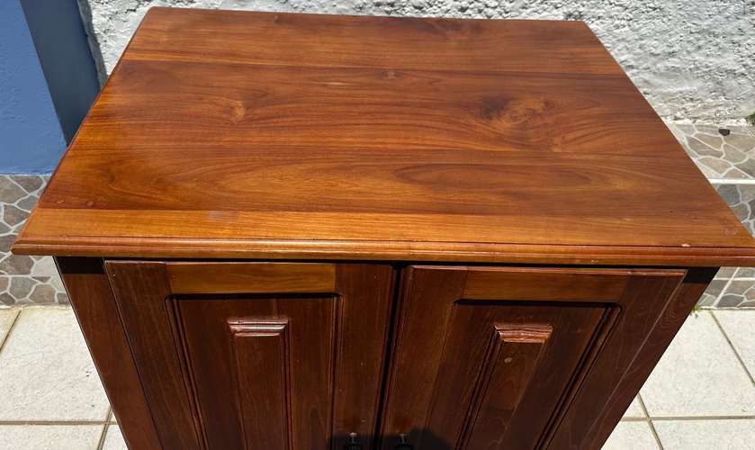 Mueble Auxiliar en CENÍZARO PESADO 