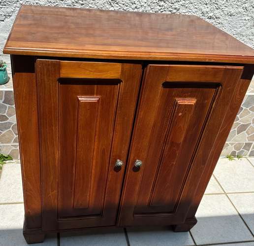 Mueble Auxiliar en CENÍZARO PESADO 