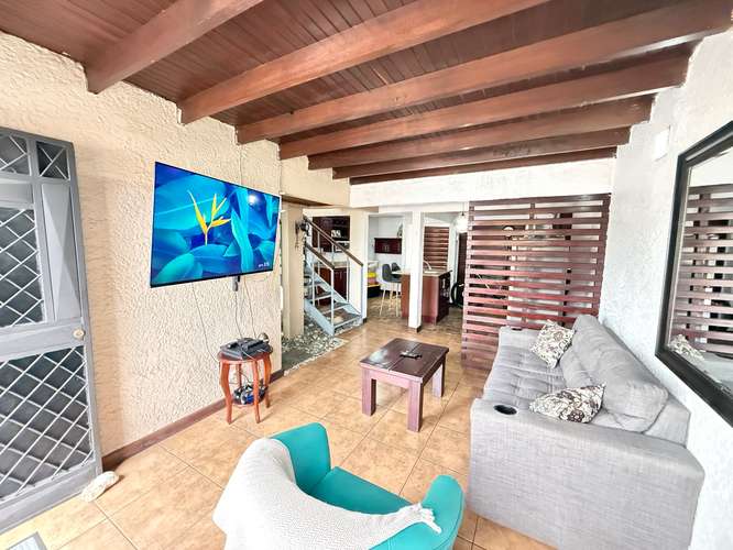 Casa en San Francisco de Dos Ríos de Tres Niveles  - Imagen 2