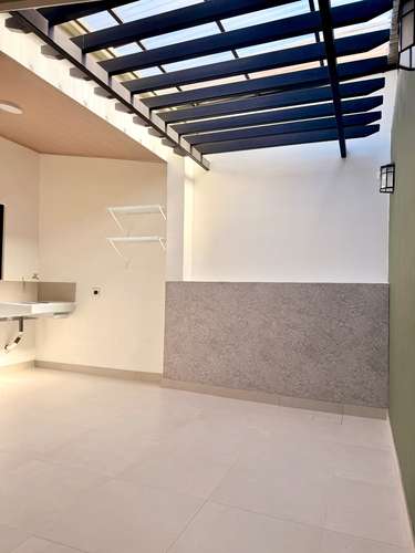 Amplio y moderno apartamento en Sto.Domingo, Heredia,en residencial seg24/7, incluye cable, internet y agua