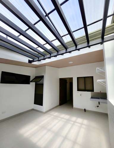 Amplio y moderno apartamento en Sto.Domingo, Heredia,en residencial seg24/7, incluye cable, internet y agua