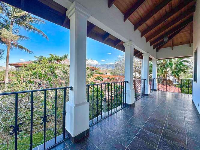 Casa Palm Gardens | 3 Properties | Santa Ana Suburban Living - Imagen 11