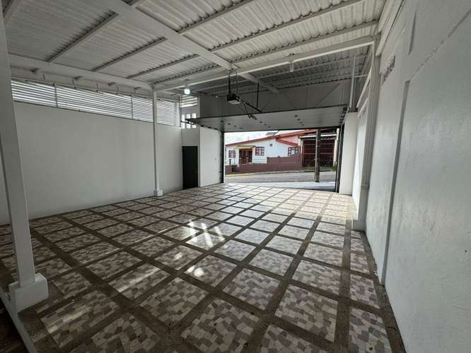 Se vende casa en Barrio San Martín, Ciudad Quesada - 254.63 m² de terreno