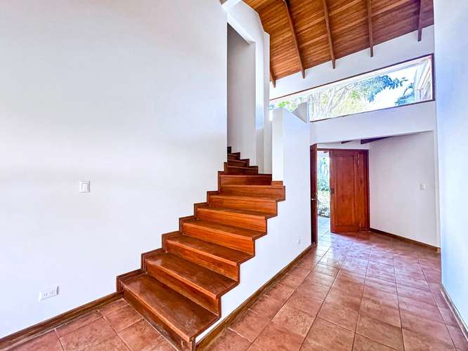 Casa Balinese in Jaboncillos | Large Home & Yard | Escazu Suburban Living - Imagen 15