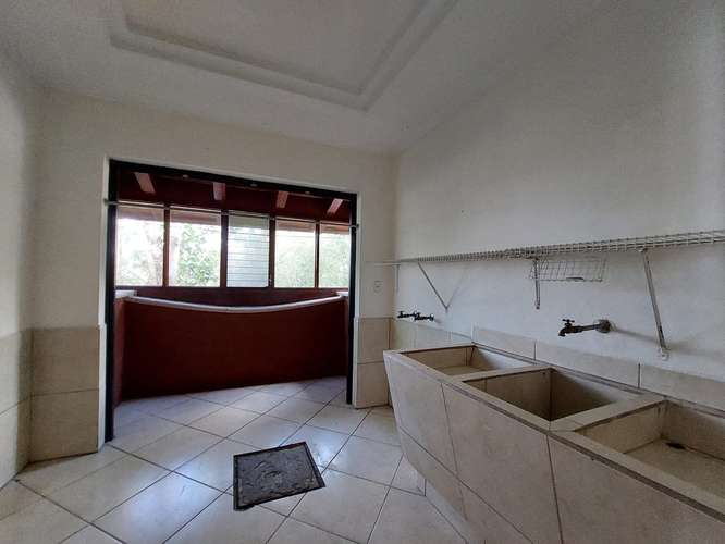 Casa Independiente Escazu 4 habitaciones- Patio  - Imagen 3