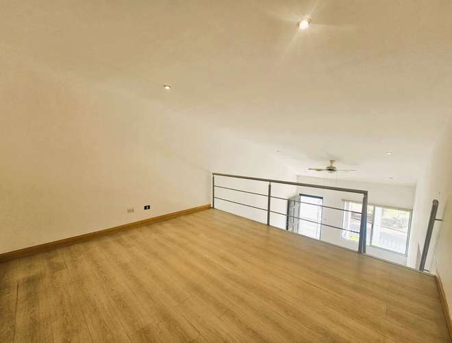 Venta de Apartamento 2 Habitaciones, 2 mezanines, 2 baños completos, 2 parqueos  - Imagen 3