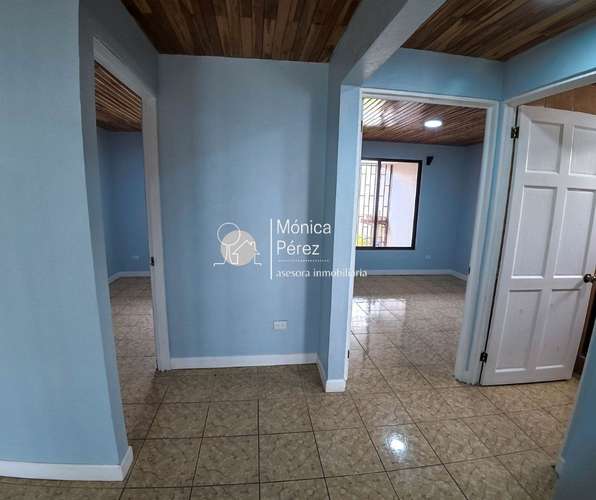 CASA COMPLETAMENTE REMODELADA EN RESIDENCIAL - SARCHÍ - Imagen 5