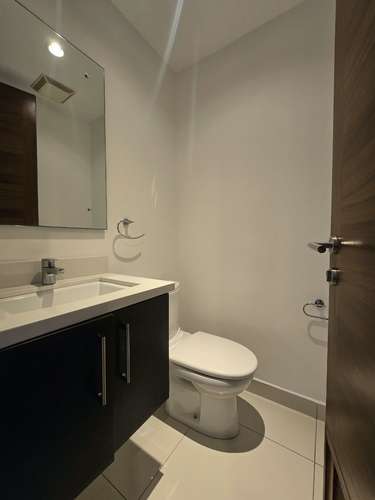Bosques de Escazú, muy lindo-amplio-lujo, L. Blanca, 1 hab, 1.5 baños, jardín, amenidades. - Imagen 7
