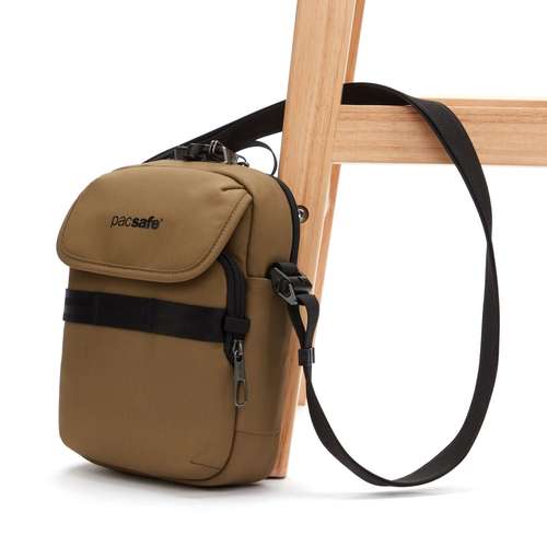 Bolso Crossbody Antirrobo Pacsafe Metrosafe X Compact - Tan
