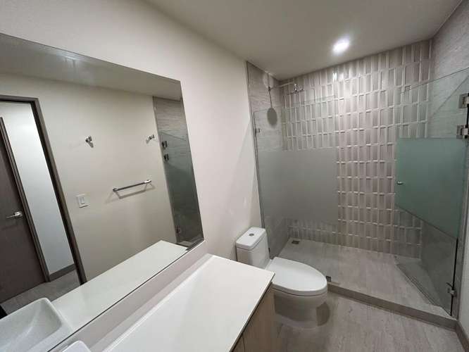 ALQUILER APARTAMENTO DE LUJO CON LINEA BLANCA - ROHRMOSER - Imagen 11