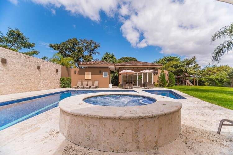Joboncillos Montearroyo, amplia-lujosa, L. Blanca, 4 hab, 4.5 baños, 4 párqueos, terraza-patio, amenidades. - Imagen 19