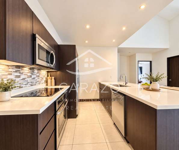 Hermoso Penthouse en alquiler en Condominio Montesol, Santa Ana
