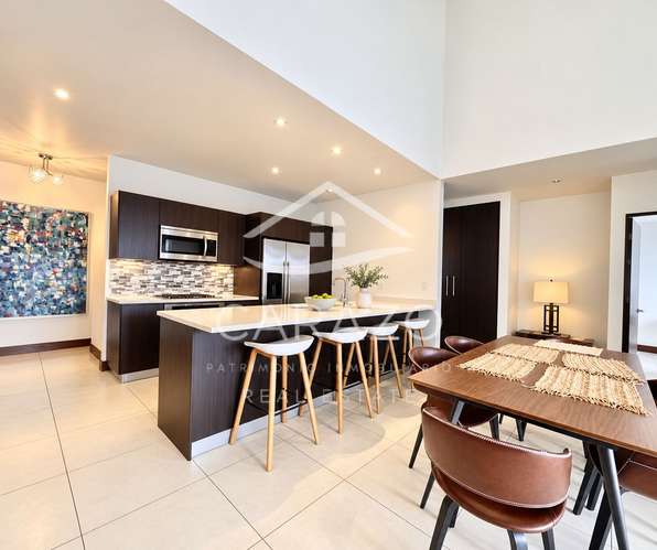 Hermoso Penthouse en alquiler en Condominio Montesol, Santa Ana