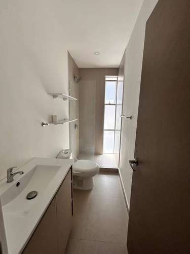 Casa en Alquiler en Vistas Santa Ana | 2 Habitaciones y 2 Parqueos - Imagen 7