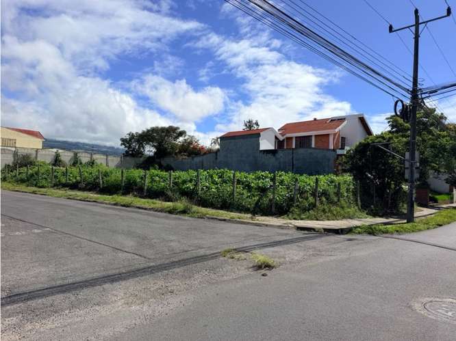 Venta de lote en Cartago de uso mixto, Boulevard del Molino