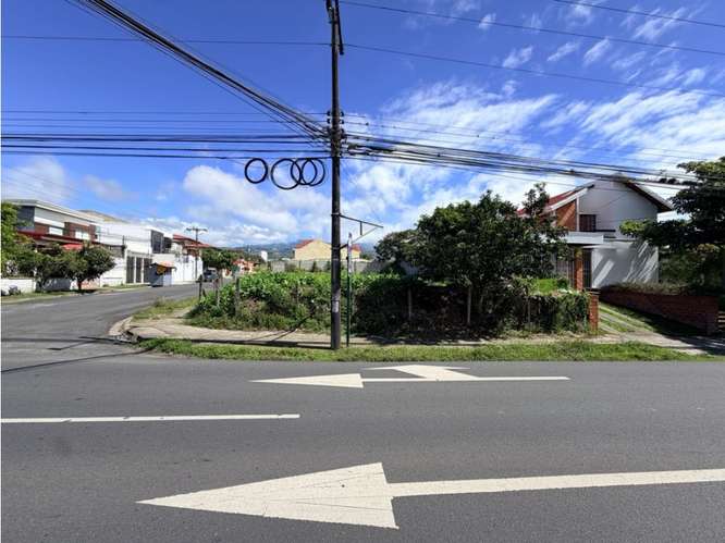 Venta de lote en Cartago de uso mixto, Boulevard del Molino