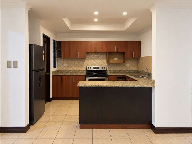 Alquiler de casa en Santa Ana, Pozos - En condominio - Imagen 3