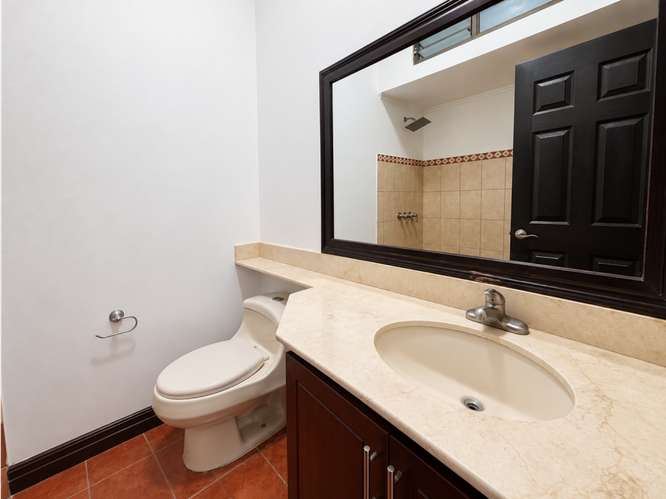 Alquiler de casa en Santa Ana, Pozos - En condominio - Imagen 11