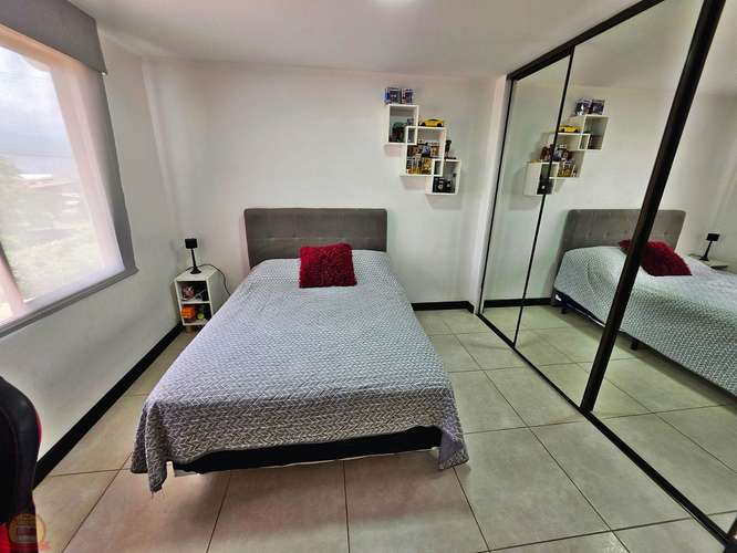Casa en Venta en Condominio Avenir, Santo Domingo de Heredia | 3 Dormitorios + Oficina | $298.000