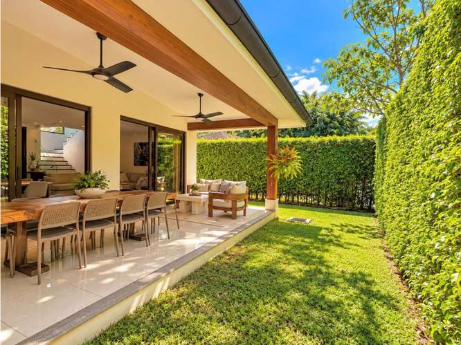 VENTA DE CASA EN CONDOMINIO EN RIO ORO, SANTA ANA* - Imagen 4