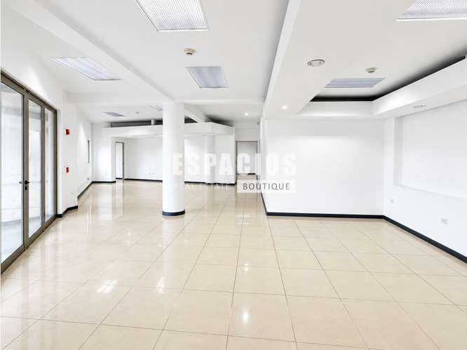 ALQUILER DE LOCAL COMERCIAL EN PLAZA ANTARES EN SAN PEDRO - Imagen 2