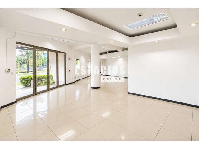 ALQUILER DE LOCAL COMERCIAL EN PLAZA ANTARES EN SAN PEDRO