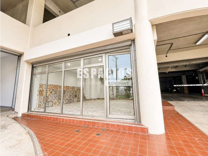 ALQUILER DE LOCAL COMERCIAL EN PLAZA ANTARES EN SAN PEDRO - Imagen 9