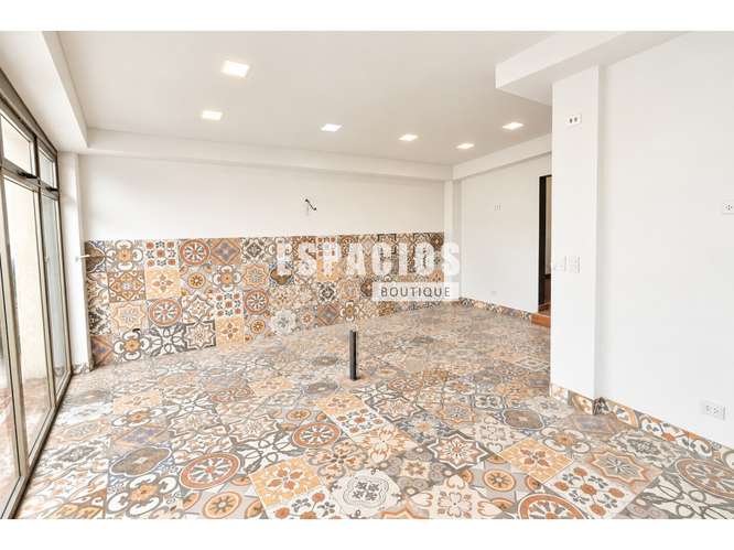 ALQUILER DE LOCAL COMERCIAL EN PLAZA ANTARES EN SAN PEDRO - Imagen 2