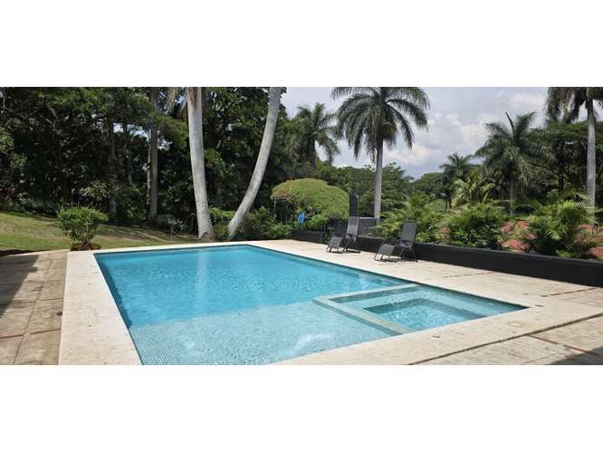 Casa en alquiler en Heredia, Belèn. Residencial privado PVV
