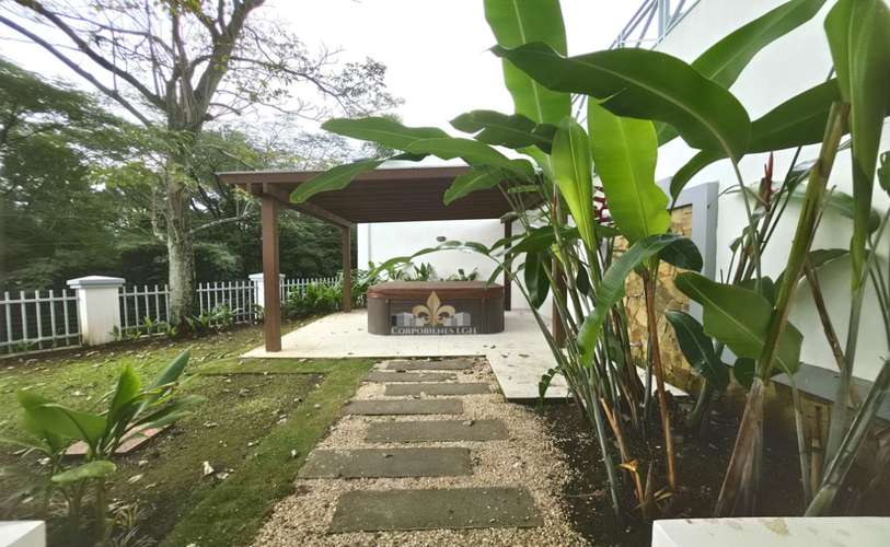 Alquiler de Casa de Lujo de 550 m² con Terrazas y Vistas | Guchipelin Norte Escazú - Imagen 19
