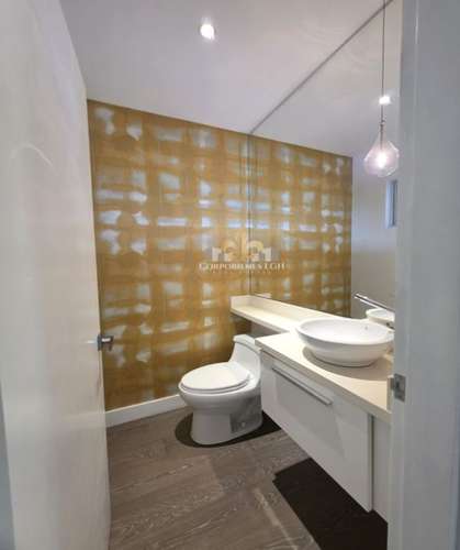 Se vende Espectacular Townhouse de 3 Niveles en Jaboncillo | Escazu  |  San José - Imagen 4