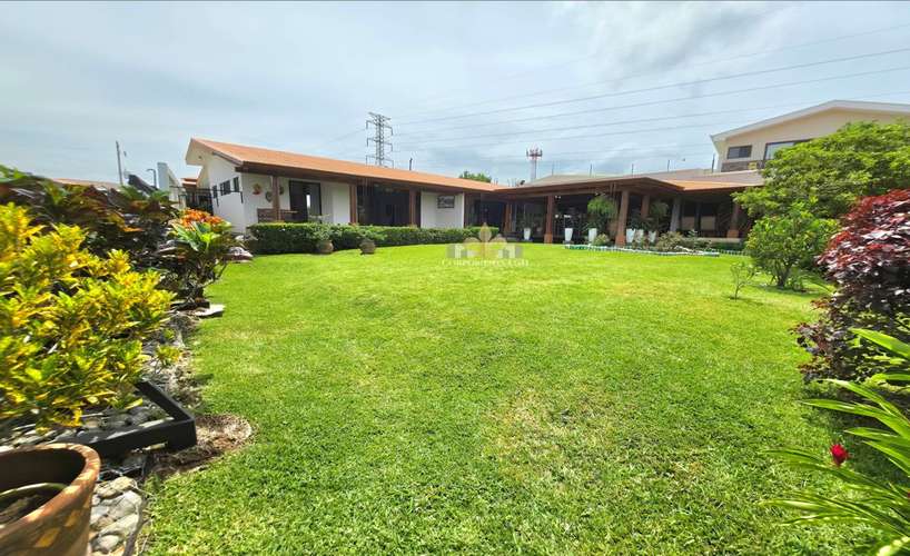 Casa independiente en Guachipelín Norte de Escazú: disfrute de atardeceres inolvidables. - Imagen 18