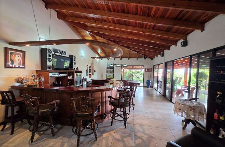 Casa independiente en Guachipelín Norte de Escazú: disfrute de atardeceres inolvidables. - Imagen 8