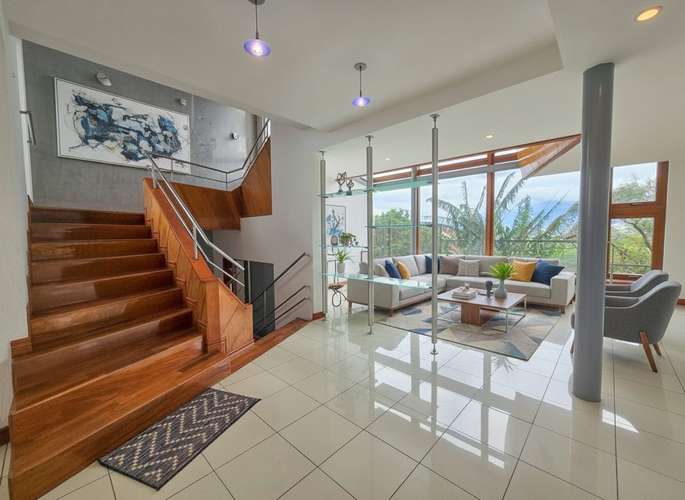 Condo Contemporáneo de 432 m2 con vista en Guachipelín Escazú