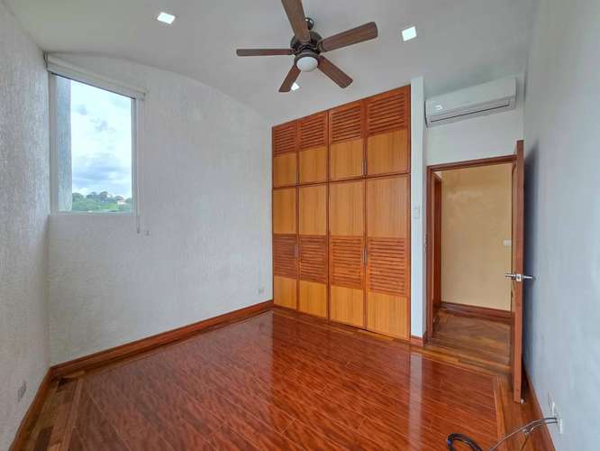 Condo Contemporáneo de 432 m2 con vista en Guachipelín Escazú - Imagen 16