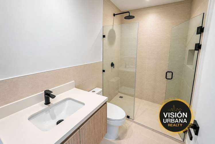 Apartamento de 3 Habitaciones con Línea Blanca en Parkwood Nunciatura